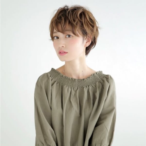 《差をつける褒められスタイル★》小顔カット☆彡洗練されたカット技術でワンランク上のヘアスタイルに♪|CRYSTAL MAGIC 南花田店