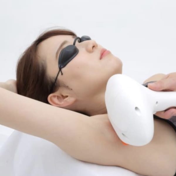 お客様の毛質に合わせて、IPL方式・SHR方式に対応可能。同時施術も可能!学生お試し1ヶ所550円~|Eternal Beauty NANA-ナナ-