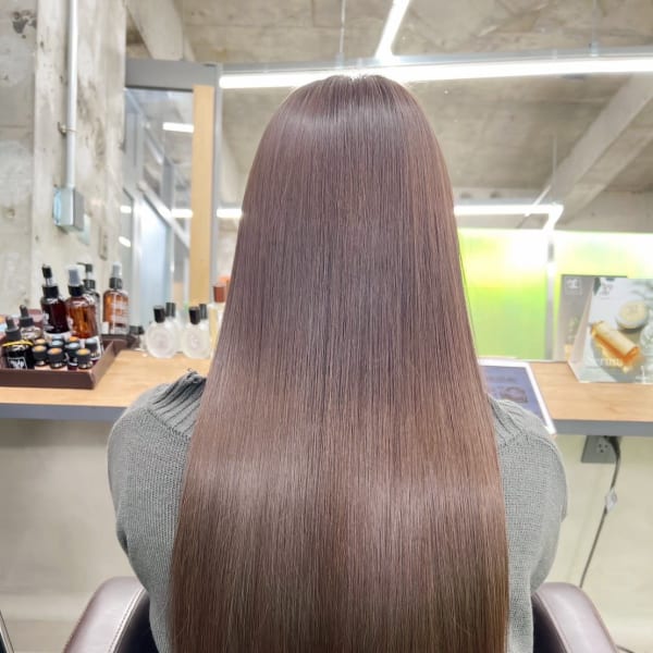 お手入れ簡単の酸性ストレートパーマ☆☆しっかりorやわらかいお好みストレートスタイルに♪|【ヘアケア特化型サロン】newi 天王寺