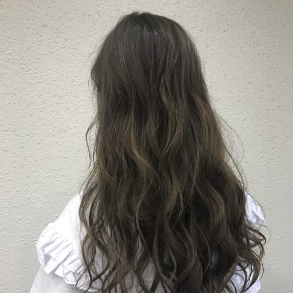 《透明感UP》イルミナカラー◆オフィスでもプライベートでも自然に馴染む色味に仕上げます♪|DAMANI