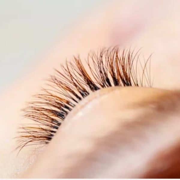 オススメ☆【まつ毛エクステ】華やかさUPでフサフサのまつげに☆パッチリ目元が叶います♪♪|アイラッシュサロン パム