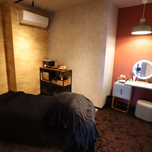 香りで癒し効果も♪【アロマリンパトリートメント】日常を忘れてリラックスしませんか?|W Co