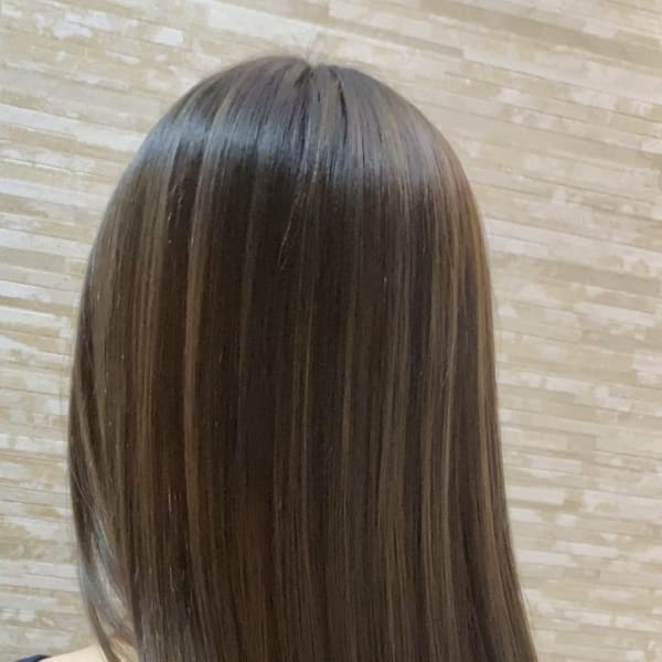 パーソナル診断付きヘアーカラーで自分に似合う色を！|Ricco