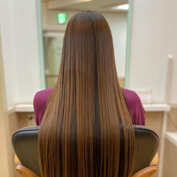 時短で髪質改善★話題の「メテオカラー」★ツヤ、手触り、持続期間が別次元|Cut Club