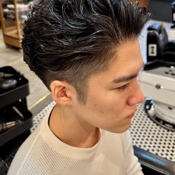 《再現性☆彡》骨格・顔だちに合わせた繊細なカット！磨かれたカット技術でワンランク上のヘアスタイルに♪|BARBER SHOP THE NUMBER THREE八王子