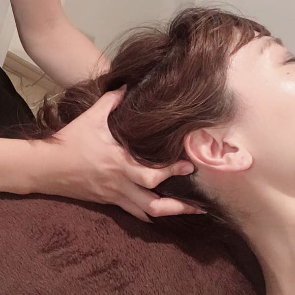 ヘッドマッサージ|lia privatesalon