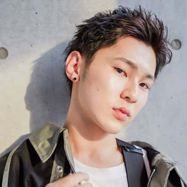 髪の赤みやオレンジ味を抑えれる透明感抜群の低負担で楽しめる【イルミナカラー】|NYNY なんば道頓堀店