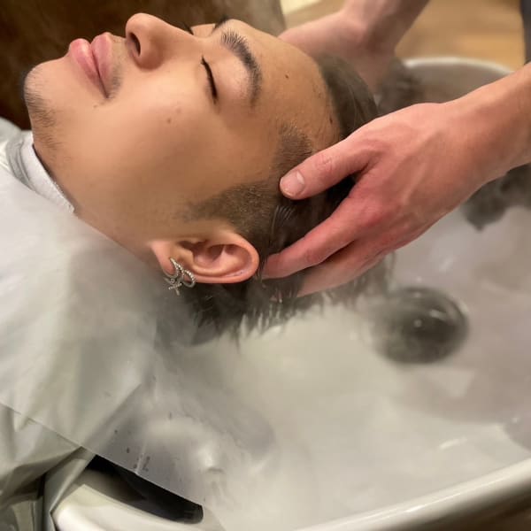 グググッ！ともみほぐすヘッドスパで血行促進UP/育毛スパで生えやすい頭皮環境へ導く|men's hair salon clarens