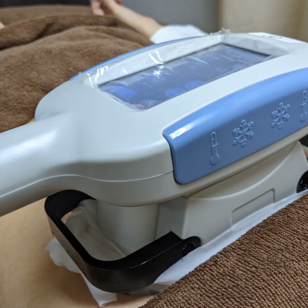 大人気！新型冷却痩身360度冷却板使用！4ヘッド同時40分施術|TOTAL STUDIO B-REVOLUTION