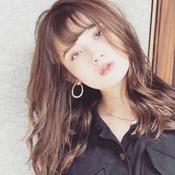 キレイなツヤのあるカラーが得意なサロン|AKAMEE omotesando