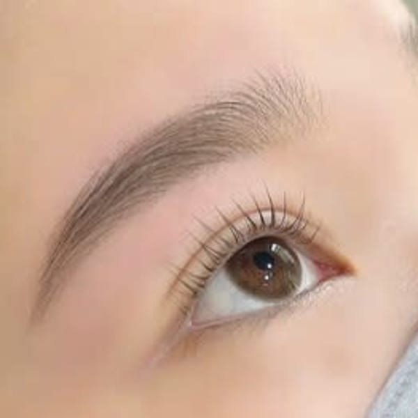 オススメ☆【フラットラッシュ】華やかさUPでフサフサのまつげに☆パッチリ目元が叶います♪♪|Lucia アイビューティ・リゾート