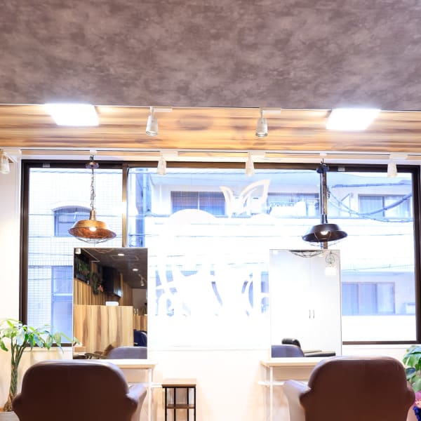 扱いやすさ◎のカット☆イメージチェンジ大歓迎☆磨かれたカット技術で理想のヘアスタイルに♪|Idunn