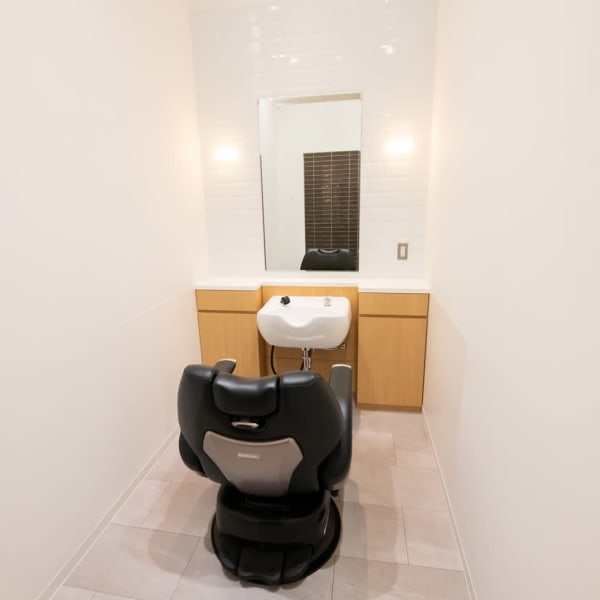 《あなたが輝くカラーを☆彡》好評♪♪オフィスでもプライベートでも自然に馴染む色味に♪|T-SHIPS