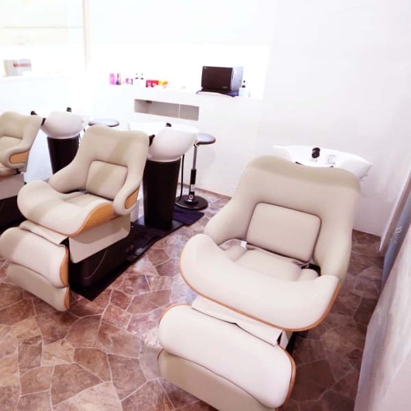 お客様の悩みに合わせたトリートメントで髪質改善☆彡潤いと艶のある美髪へ導きます◎|hair azure CoCo...