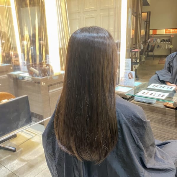 NYNY一押しケアメニュー頭皮と髪の美容液『プラチナアクア』で他の美容院と違うケアメニューを|NYNY 京阪百貨店住道店