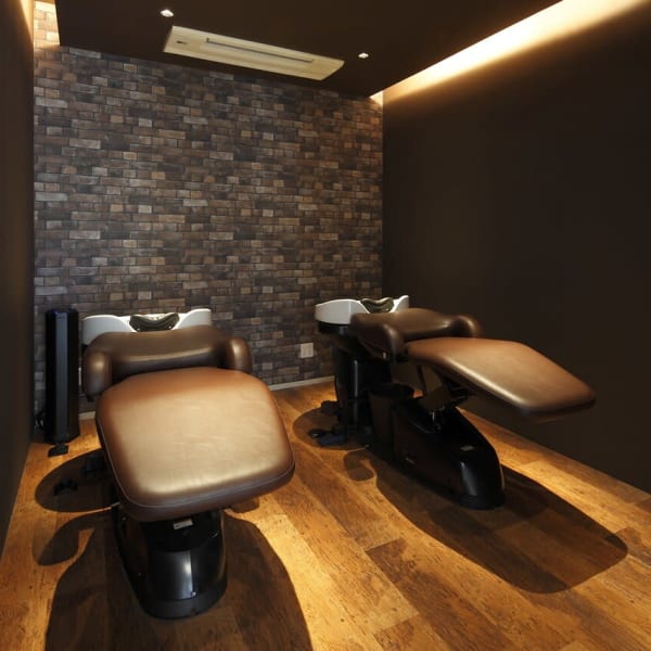 【頭の疲れをほぐす♪】自慢のヘッドスパ◇頭皮を清潔にして上質なヘアへ丁寧にケアいたします！！|RECIEL多治見店