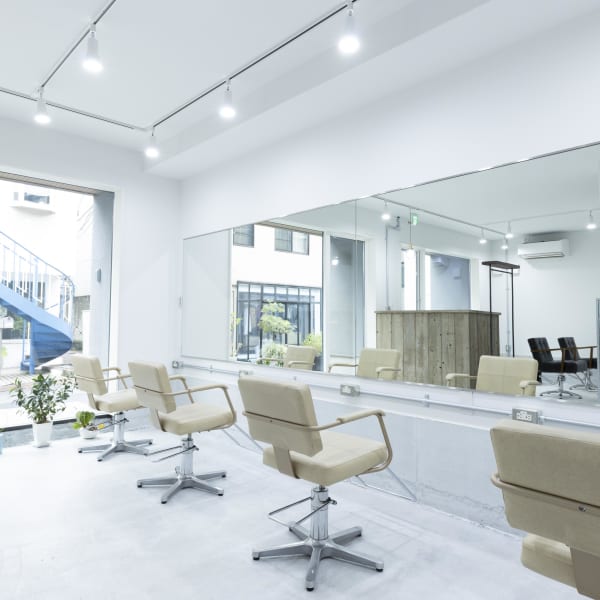 《癒し効果★大★》《生はちみつヘッドスパ》極上のシャンプー・スパタイムをお過ごしください♪♪|Plug