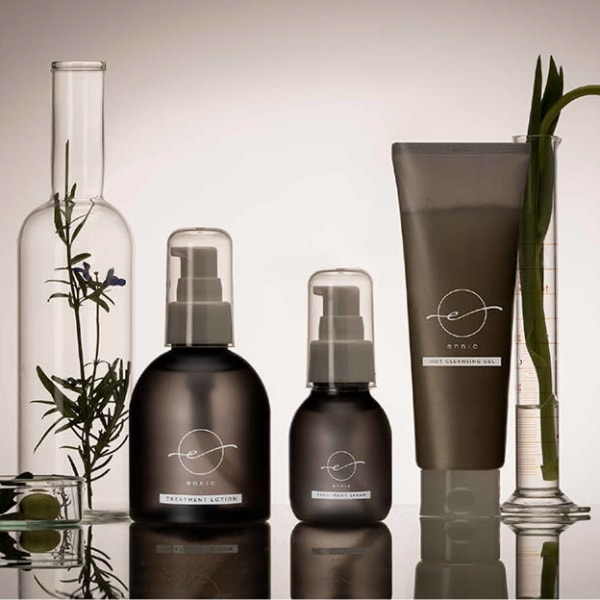 天然由来成分配合の頭皮にもお肌にも優しいennic☆|NYNY なんば道頓堀店