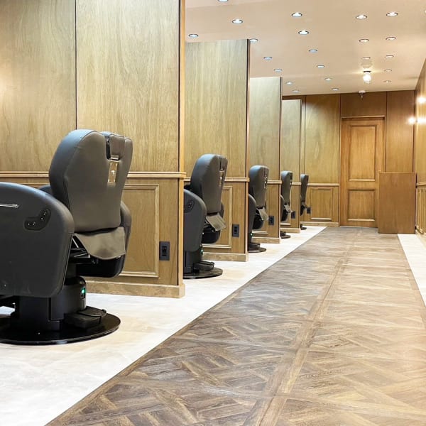 【洗練されたカット技術で扱いやすさ◎】ビジネスヘアからオフスタイルまで幅広いヘアスタイルをご提案!|BarBer AFRO