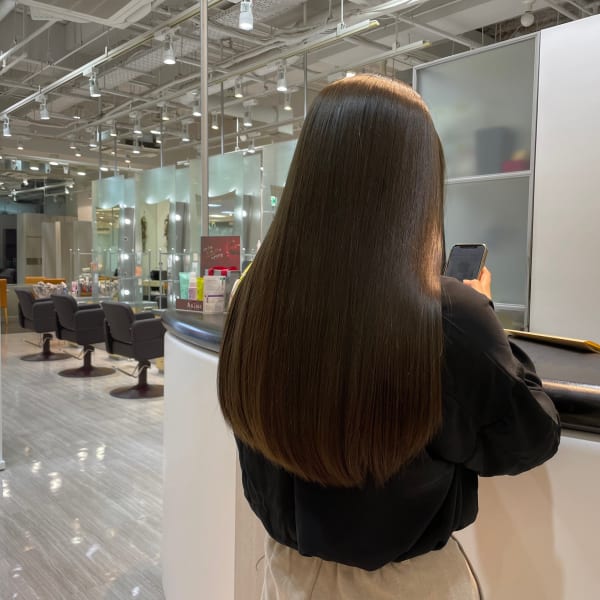 髪のことを考え抜き、あなたに合わせたオーダーメイドの施術で《髪質改善》|Atelier More