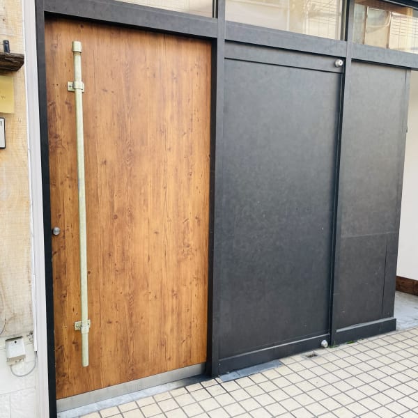 お店の外観です　外からは中は見えません|すみれ美容室