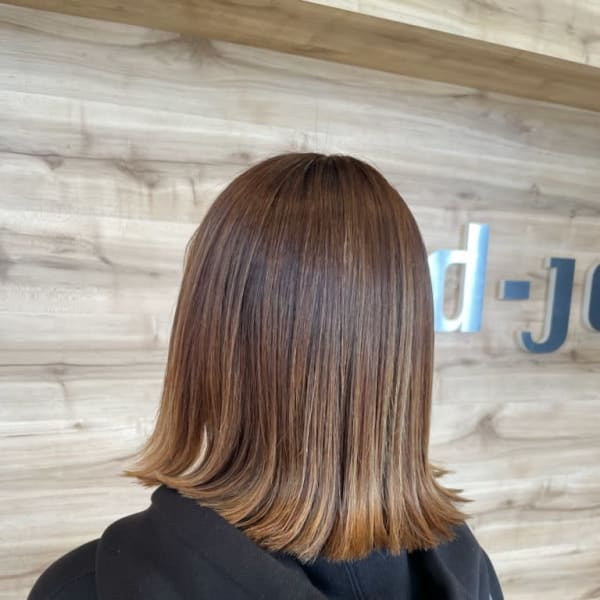ツヤツヤで自然な仕上がりのサラサラストレートパーマが人気です|odd-jobs KABE