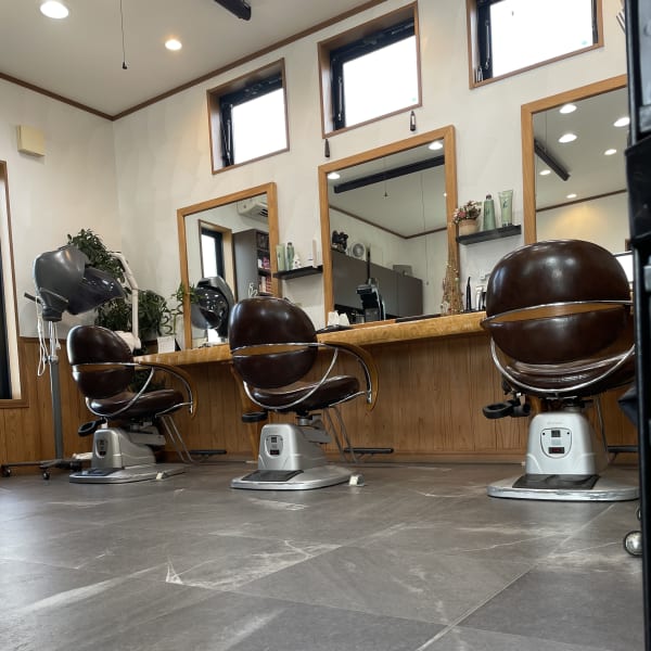 《好評♪♪》【カット】雰囲気をガラッと変えるイメージチェンジ☆オトナカワイイ自分に出会える◎|美容室ステップアップス