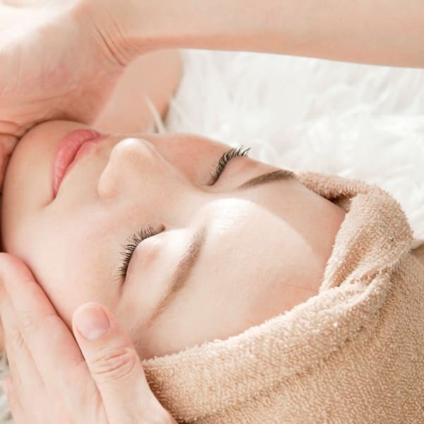 産毛の隅々まで！フォトの力でうるつや脱毛♪|美肌脱毛専門サロンDione 和歌山店