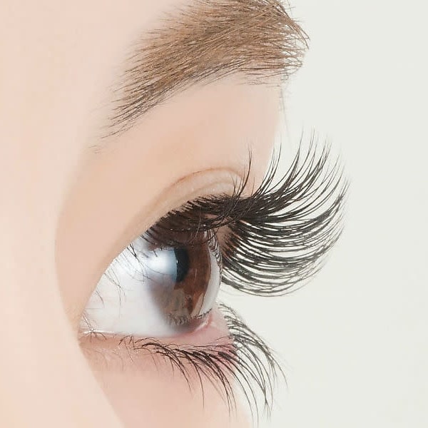 《モチが良い◎》自然に目元をパッチリしたい方は《パリジェンヌラッシュリフト》をお試しください！|MAQUIA徳山駅前店