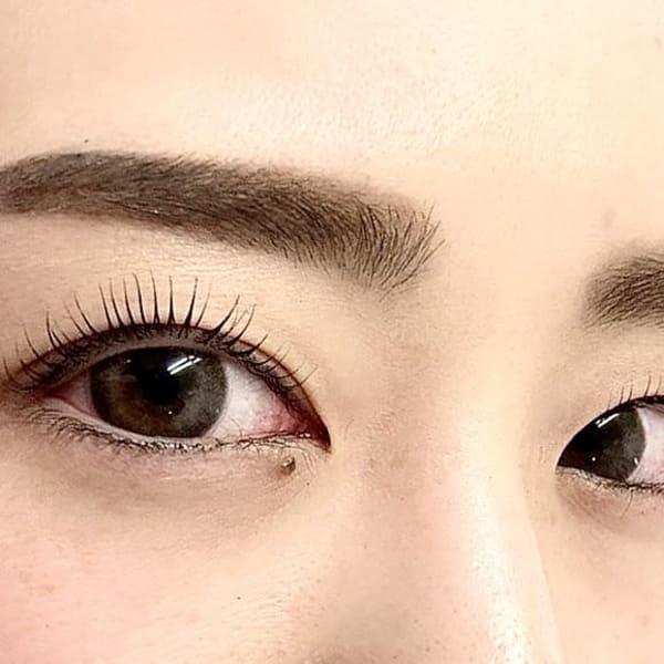《小顔＆美肌効果》UP☆Mignonで手に入れる貴女だけの眉の曲線美「眉スタイリング」でメイクも楽に|ミニョン アイラッシュデザインサロン 堺東店