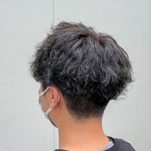似合わせカット×メンズパーマでトレンドスタイルに♪カット＋眉毛カット＋炭酸スパ￥6,100|NAKAO COIFFURE
