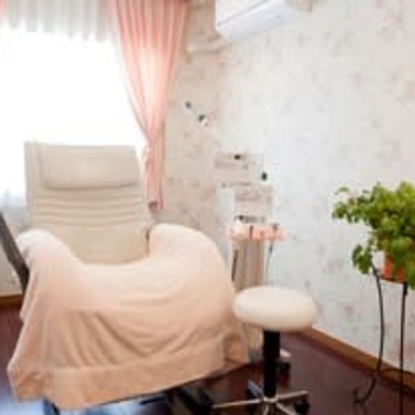 フェイシャルエステで若々しくハリと潤いのあるツヤヤカ肌へ導きます♪フェイスラインもシャープに◎|キャビンドボーテ エラン 伊那店