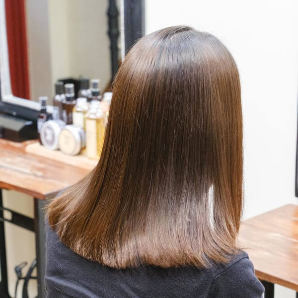 これまでのヘアケアの常識を超えた新質感。 いつまでも触れていたい艶髪へ。|ボブ専門/ Lucy Hair Design Works