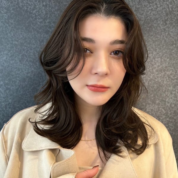 **柔らかく、艶のあるダメージレスパーマ**|全席個室美容室 Zina 高槻 髪質改善&トリートメント