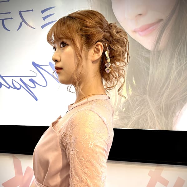結婚式・パーティー等大切な日はヘアセット次第でテンションがあがります！気分よく出発していい1日を～|Mystere restaresta