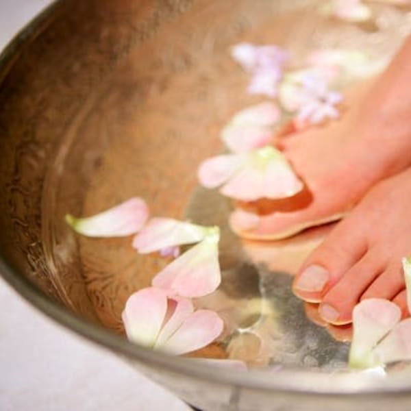 選べるアロマが人気♪全身オールハンドの極上トリートメント|トータルビューティサロン Queen