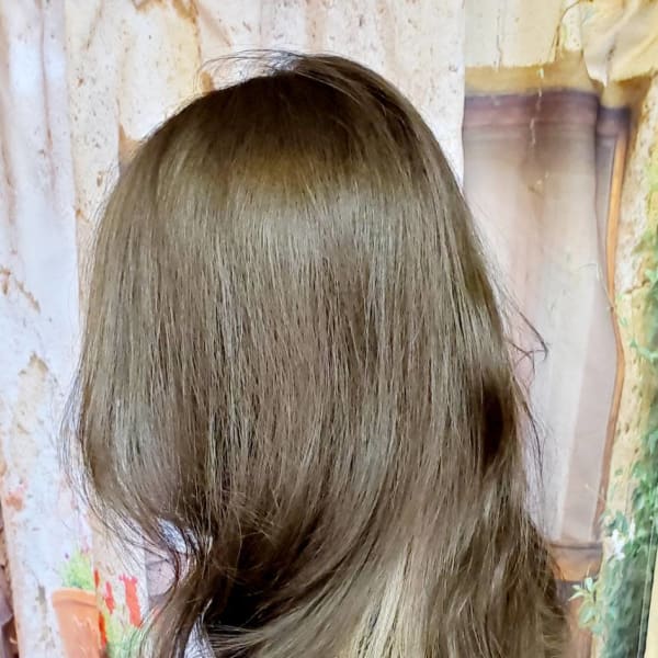 シールエクステや編み込みエクステンションでロングヘアーやメッシュヘアーにぬ|hair make Deco．Tokyo 大島店