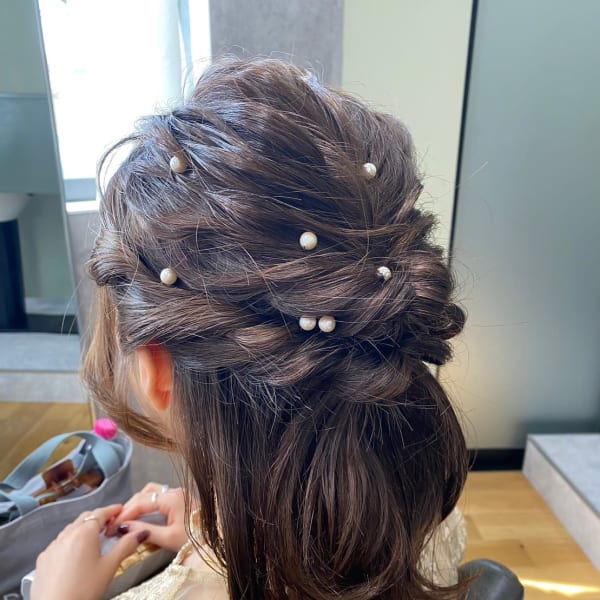 パーティーヘアセットが得意なサロン|calm by liko 学芸大学