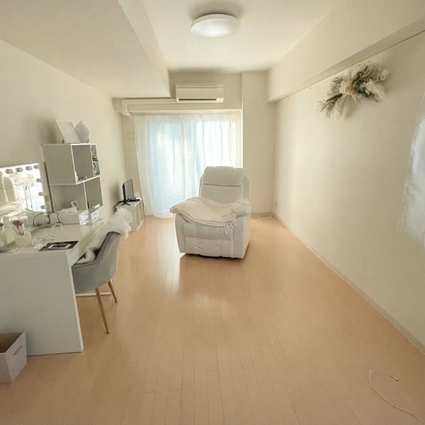 オフィスでも馴染むナチュラルな仕上がりで、オトナ女子を演出◎【パリジェンヌラッシュリフト】|la beaux -eyelash＆eyebrow-