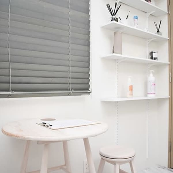 ＜憧れの美肌へ＞＜光フェイシャル＞キレイな美肌をしっかりキープ♪ツヤ・潤いたっぷりのモチ肌が実現★★|脱毛サロン Stella