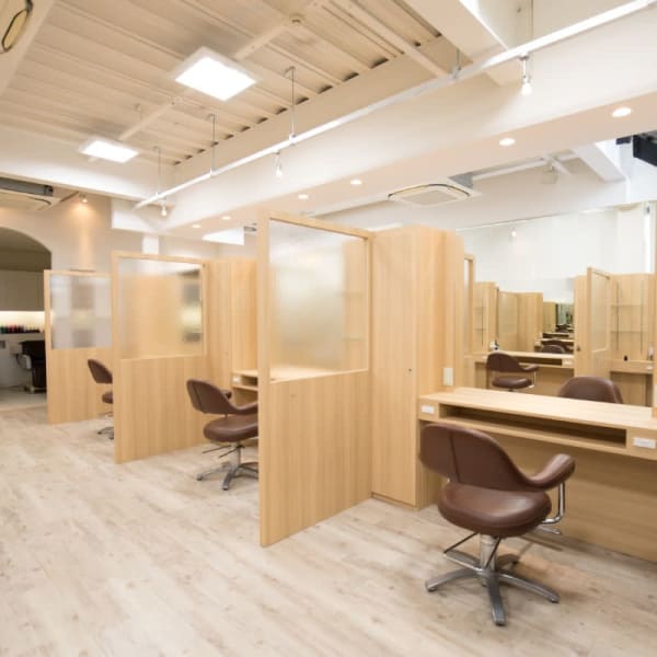 《トレンドスタイルをご提案◎》いつも同じ髪型に落ち着くあなたを違う自分へとイメージチェンジ！！|KAINO 金剛店