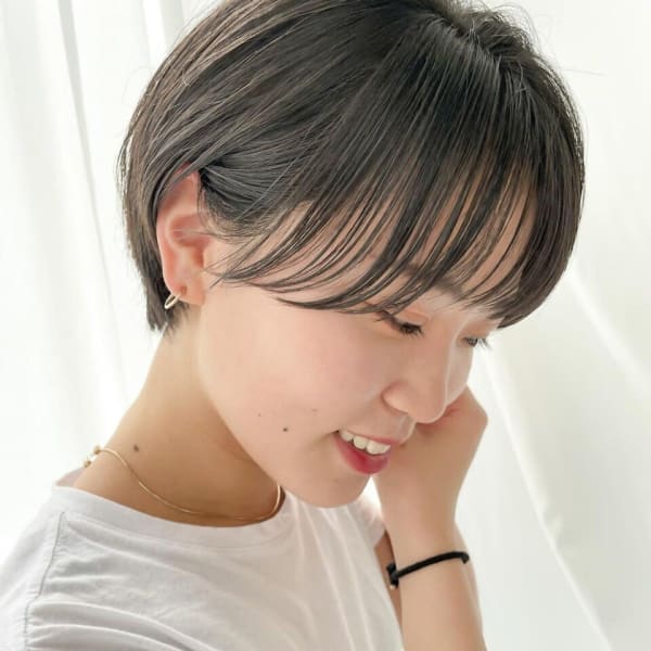 大人気デザイン診断★"似合わせ×再現性"で、髪質や骨格・毛流れを見極めたワンランク上のスタイルに♪|sweep 平尾