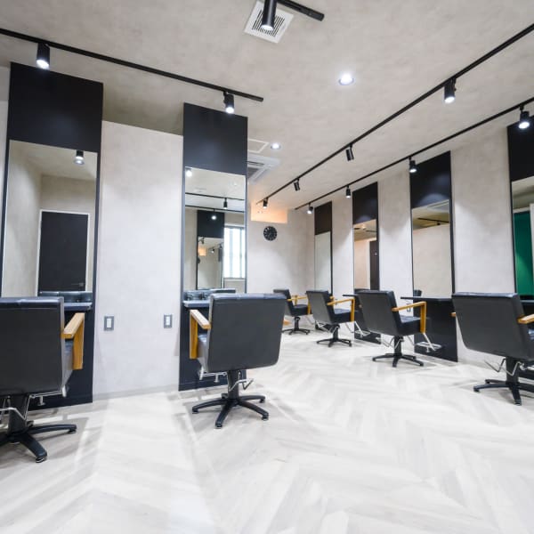 《トレンドスタイルをご提案◎》いつでもオシャレに!ワンランク上の褒められスタイルを実現します♪|amie 北千住【アミ】