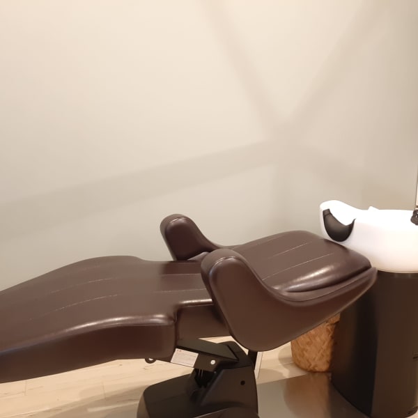 ヘッドスパが自慢のサロン 【個室空間×フルフラットシャンプー台で受けられるヘッドスパ◎】|BI.TO.WA