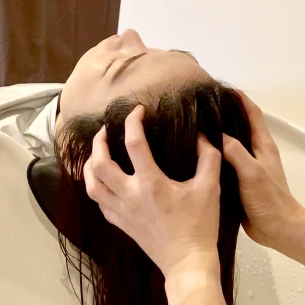 なにかと忙しい日常の中にほんのひとときの安らぎと贅沢な時間を♪|Hair Design Supremu