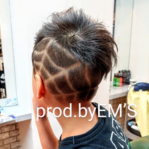 MENS　STREET STYLES|ヘアー&エステ EM’S 【町屋】