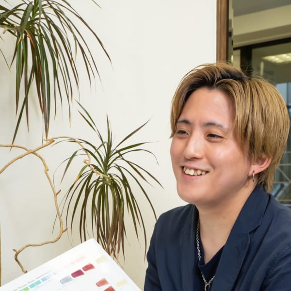 《ダメージレス》グレイカラー◆オフィスでもプライベートでも自然に馴染む色味に導きます♪♪|Nouvelle Vallee