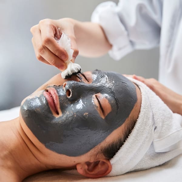 美白パック|lia privatesalon