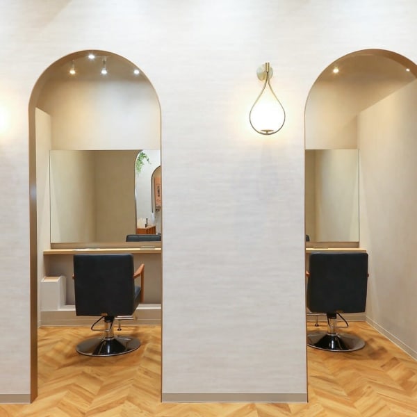心も体もリラックスできる全個室サロン|newi hair&treatment大分中央町店