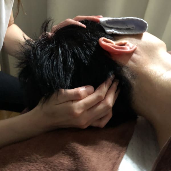 疲れたら、快眠癒しのリラクゼーション、ドライヘッドスパで爽快に♪|ドライヘッドスパ 専門店 天使の眠りソマンジュ